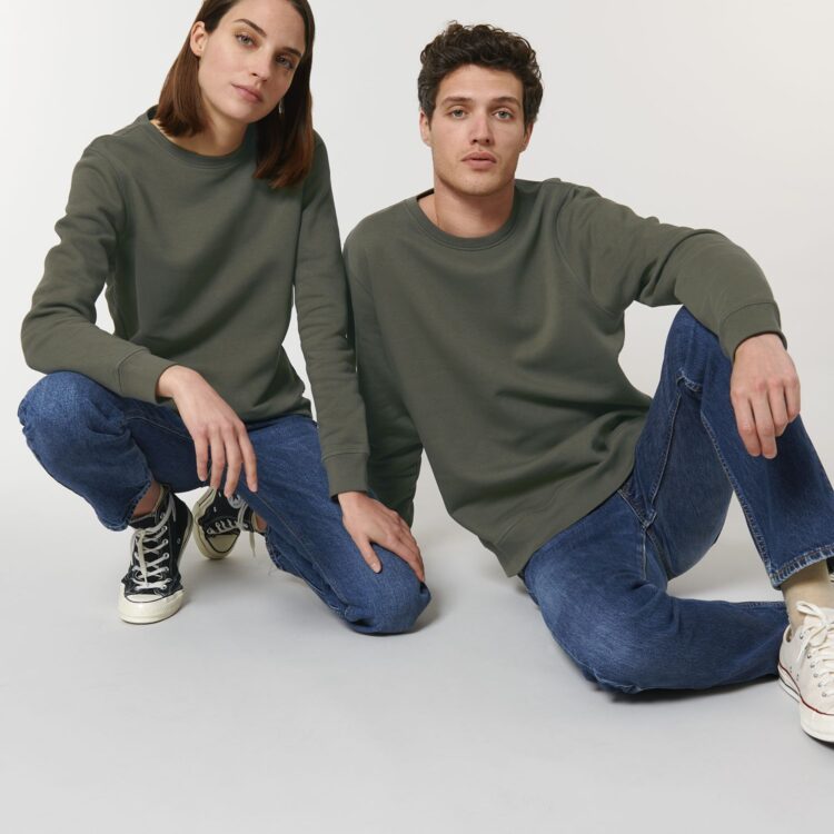 Roller pusa, unisex