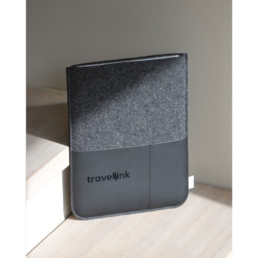 Recycled Felt & Apple Leather Laptop Sleeve 16 inch - Image 2