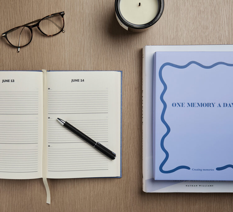 VINGA One Memory a Day GRS taaskasutatud paberist päevik