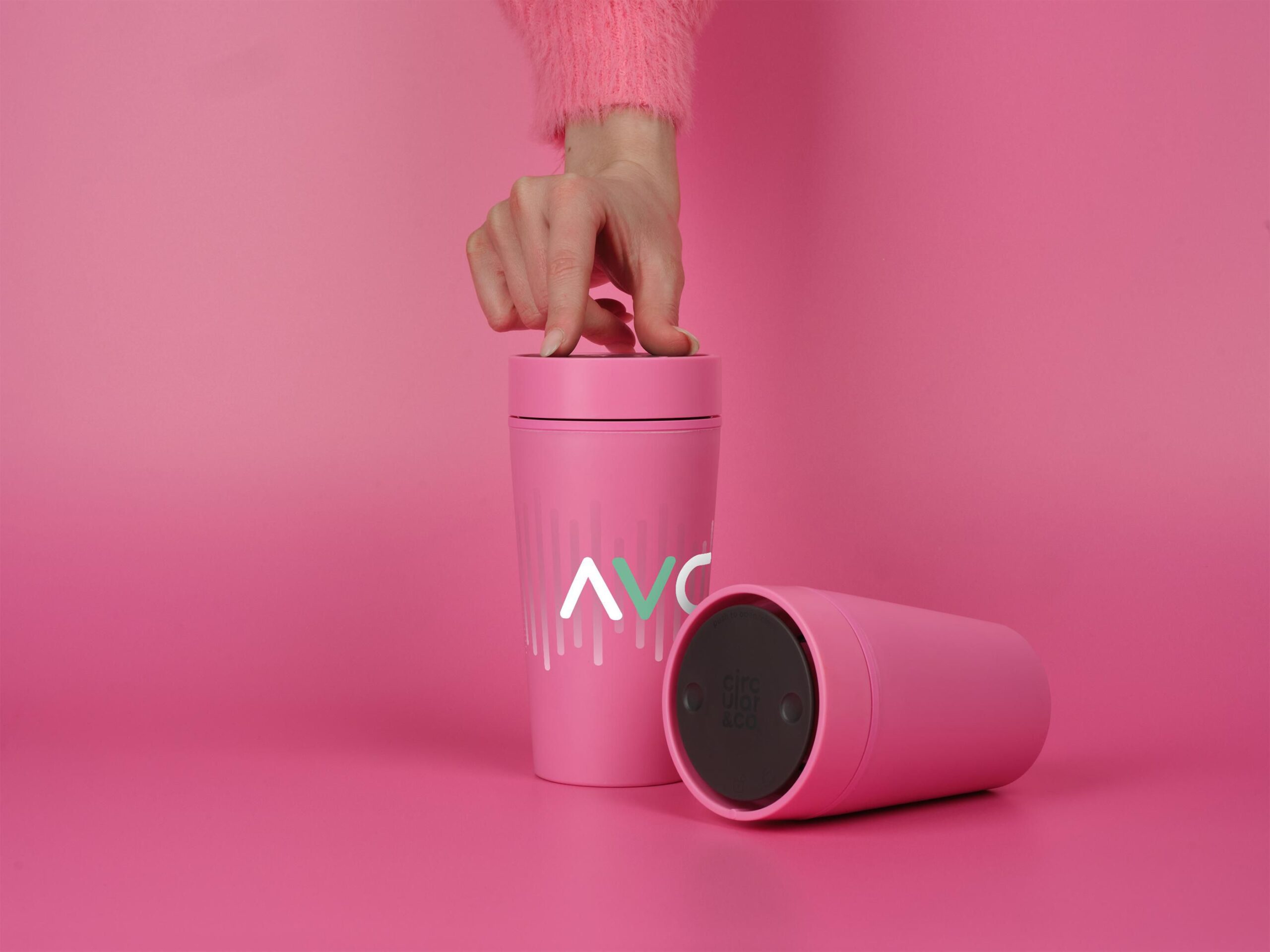 Circular&Co Recycled Bubblegum Coffee Cup 227 ml - Image 5